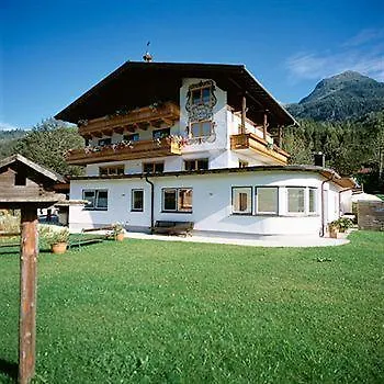 Kristall Guest house Bramberg am Wildkogel