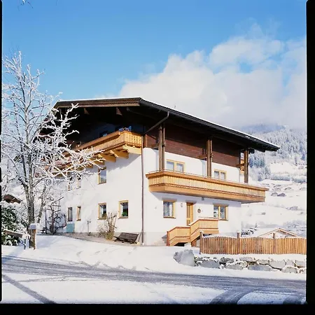 Guest house Kristall Bramberg am Wildkogel