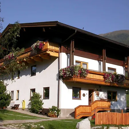 Guest house Kristall Bramberg am Wildkogel